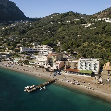 Hotel Taverna Del Capitano Marina del Cantone