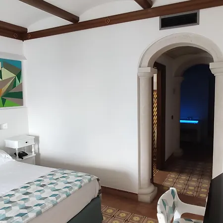Taverna Del Capitano 4*