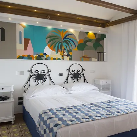 Hotel Taverna Del Capitano