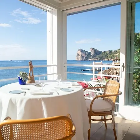 Hotel Taverna Del Capitano