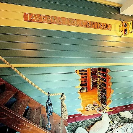 Taverna Del Capitano 호텔 Marina del Cantone