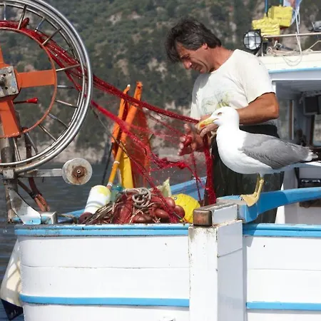호텔 Taverna Del Capitano Marina del Cantone
