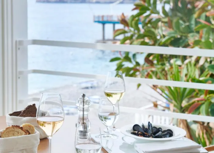 Hotel Taverna Del Capitano 4*